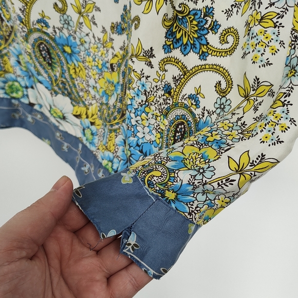 Old Navy | printed silk skirt - Picture 3 of 5